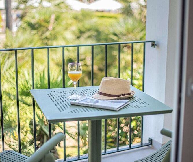 酒店 blau colònia sant jordi