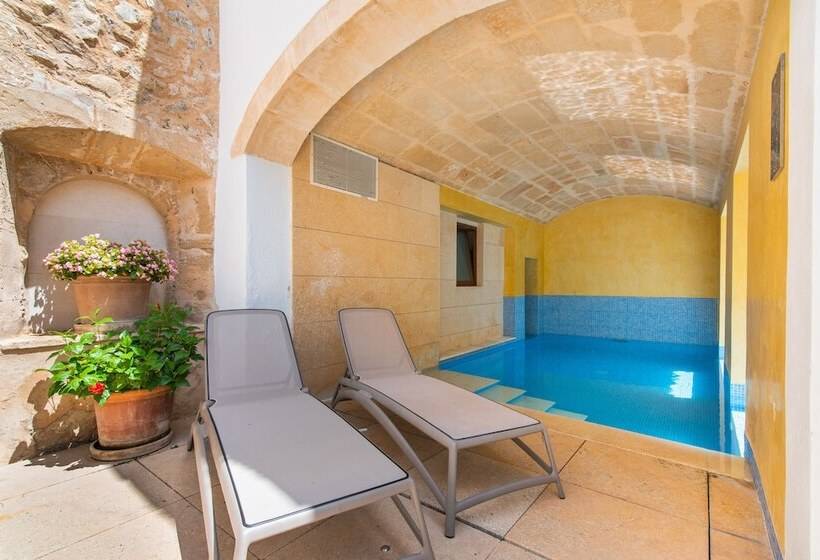 Отель Can Moragues