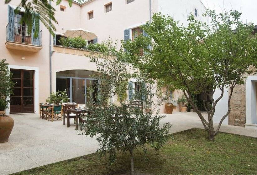 Отель Can Moragues