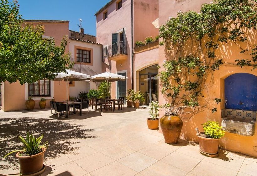 Отель Can Moragues