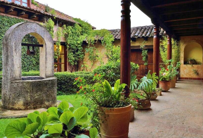 Отель Casavieja