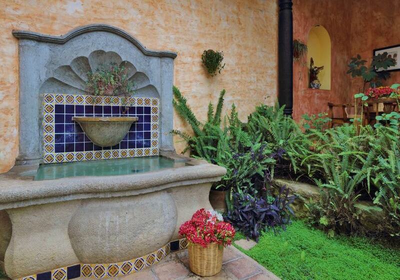 Отель Casavieja