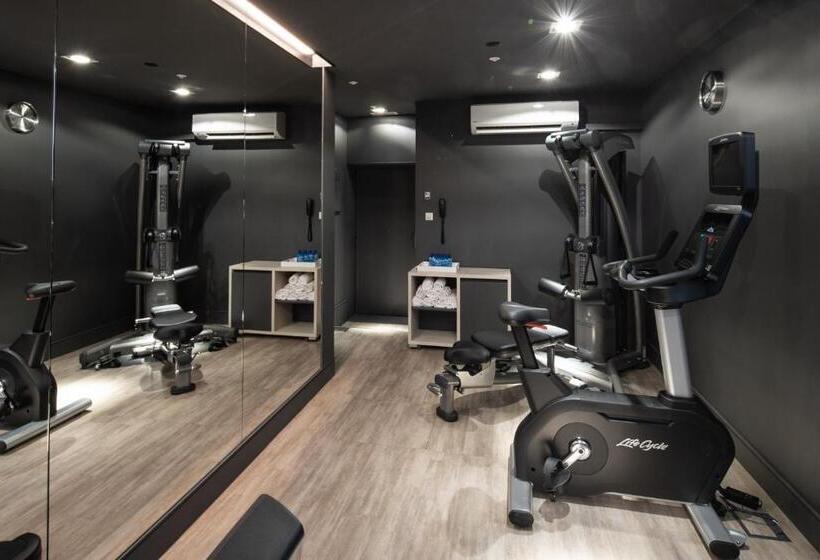 هتل Catalonia Goya