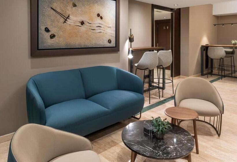 هتل Catalonia Goya