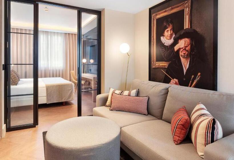 هتل Catalonia Goya