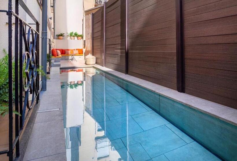 هتل Catalonia Goya