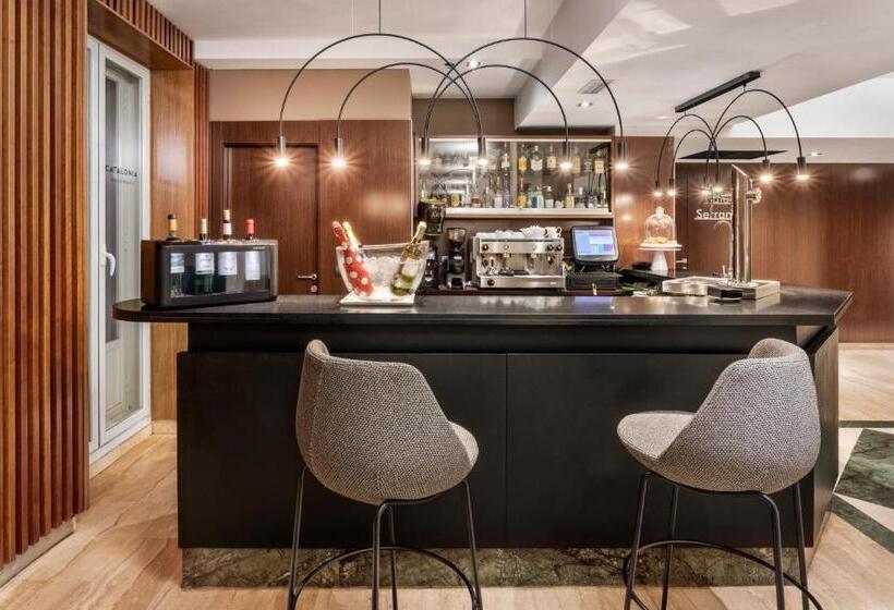 هتل Catalonia Goya