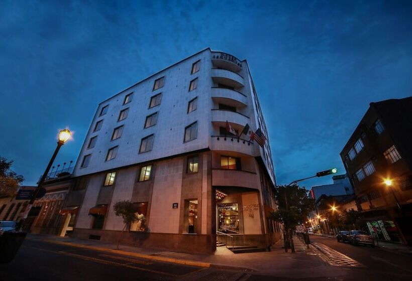 Отель Cervantes