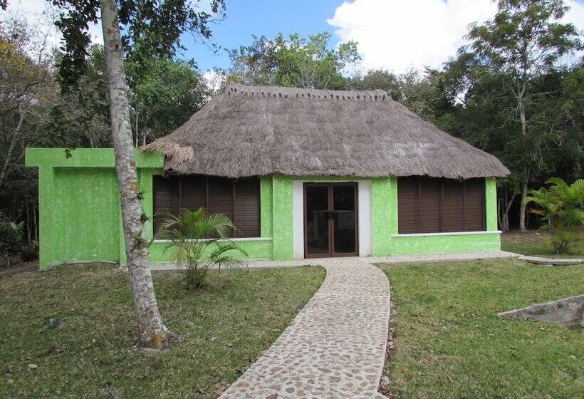 هتل Villas Chicanna