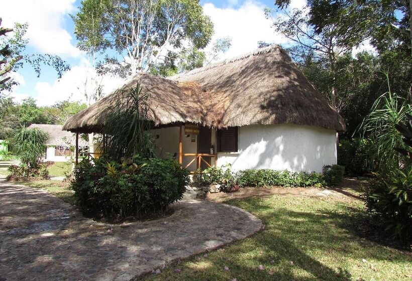 هتل Villas Chicanna