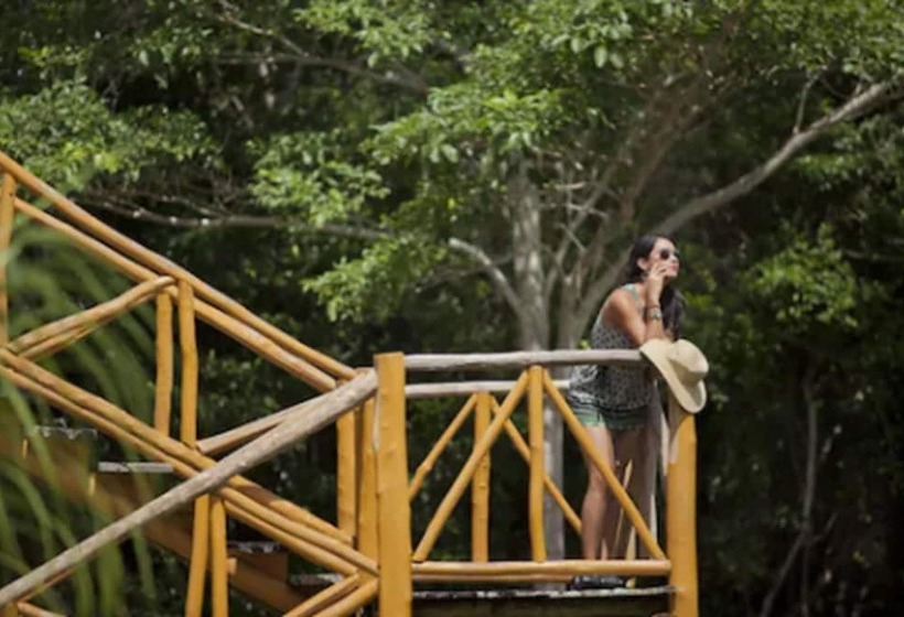 هتل Villas Chicanna