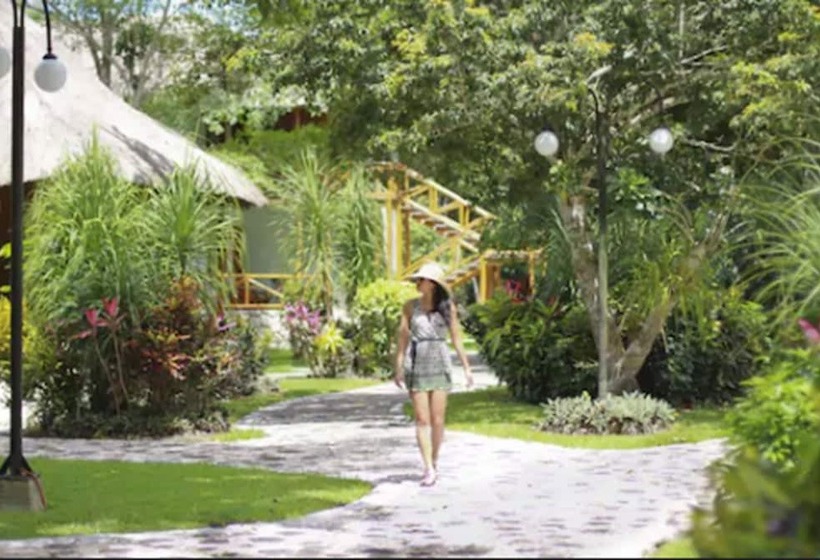 هتل Villas Chicanna