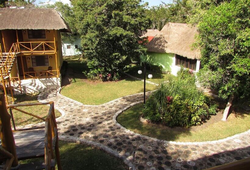 هتل Villas Chicanna