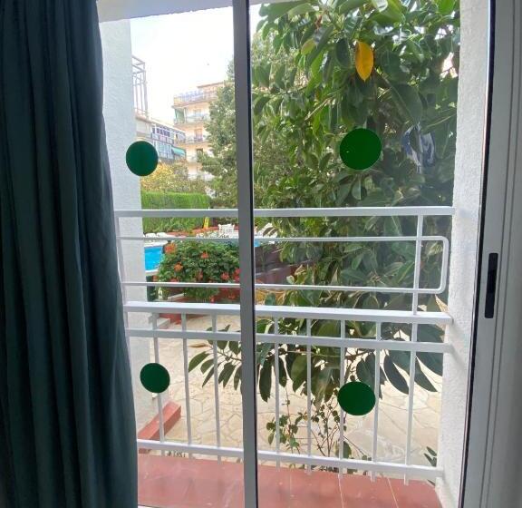 בית מלון כפרי Clipper Affiliated By Fergus Youth Recommended