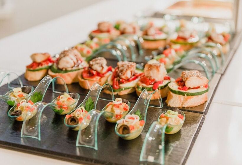 酒店 Club Del Sol Resort & Spa