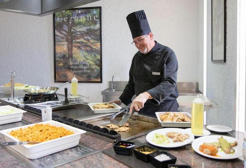 فندق Palia Don Pedro