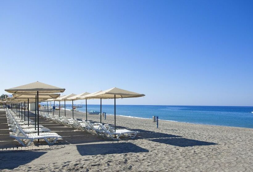 Club Paradiso Hotel & Resort