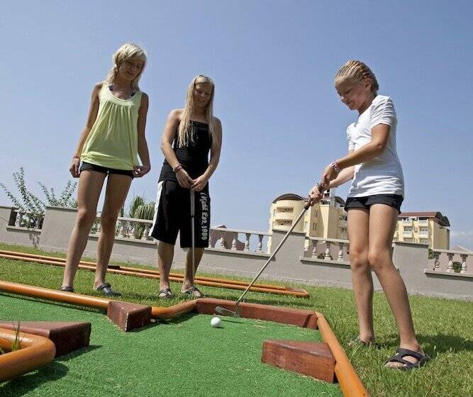 Club Paradiso Hotel & Resort