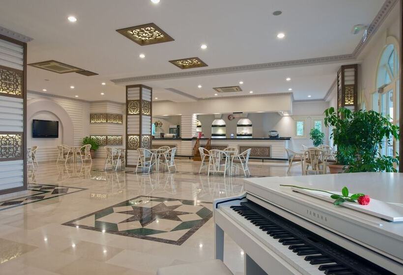 Club Paradiso Hotel & Resort