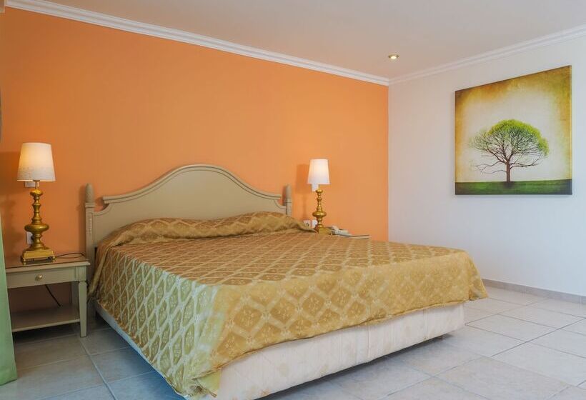 Paleo Artnouveau Hotel   Adults Only