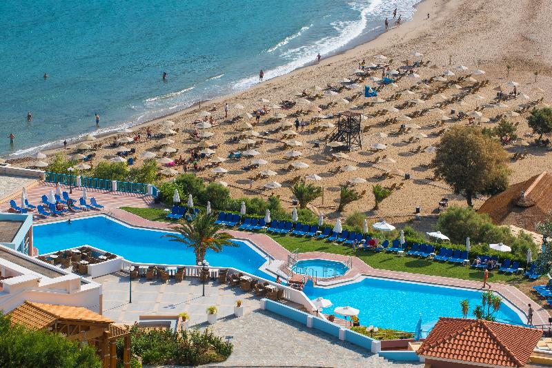 בית מלון כפרי Fodele Beach Water Park Resort