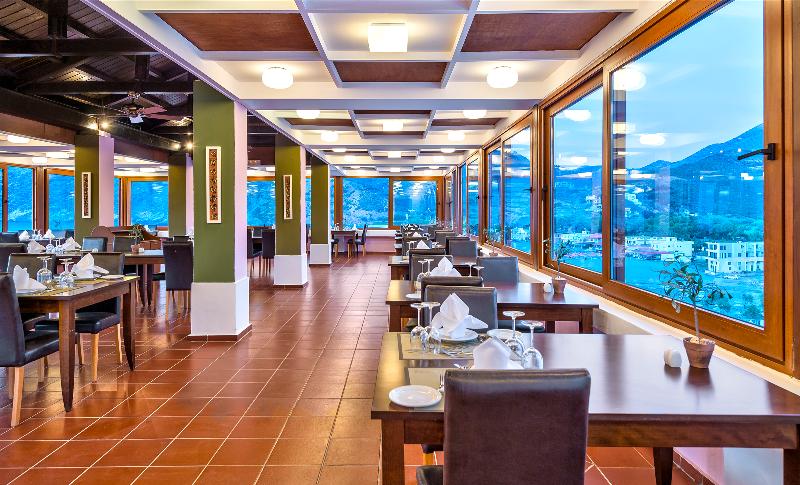 فندق Fodele Beach Water Park Resort