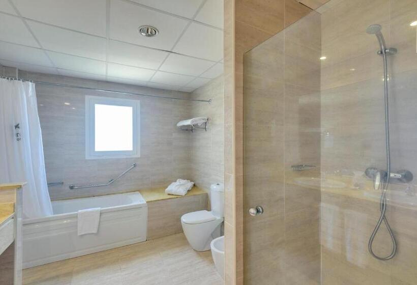 בית מלון כפרי Garden Playanatural - Adults Only