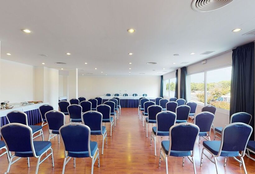 בית מלון כפרי Garden Playanatural - Adults Only