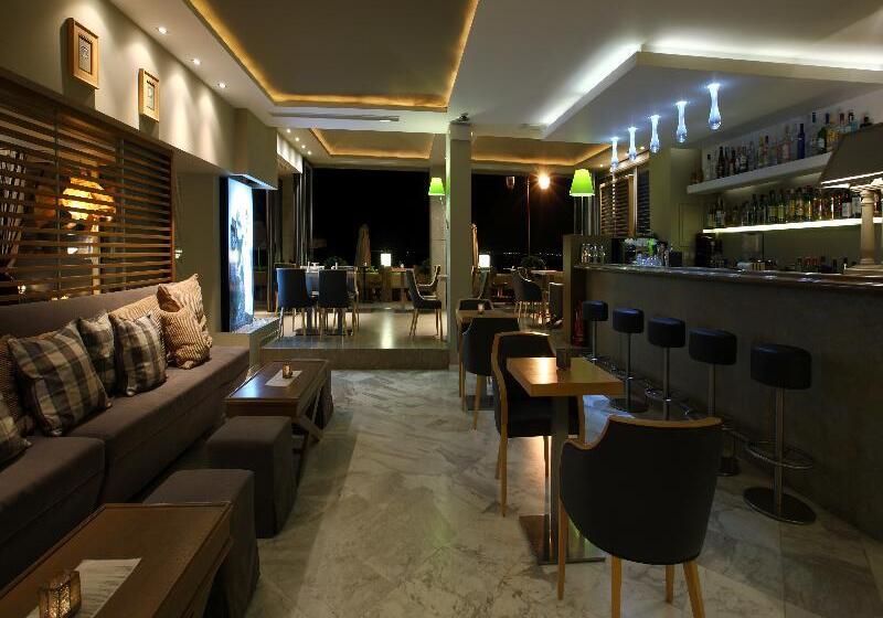 فندق Golden Star City Resort