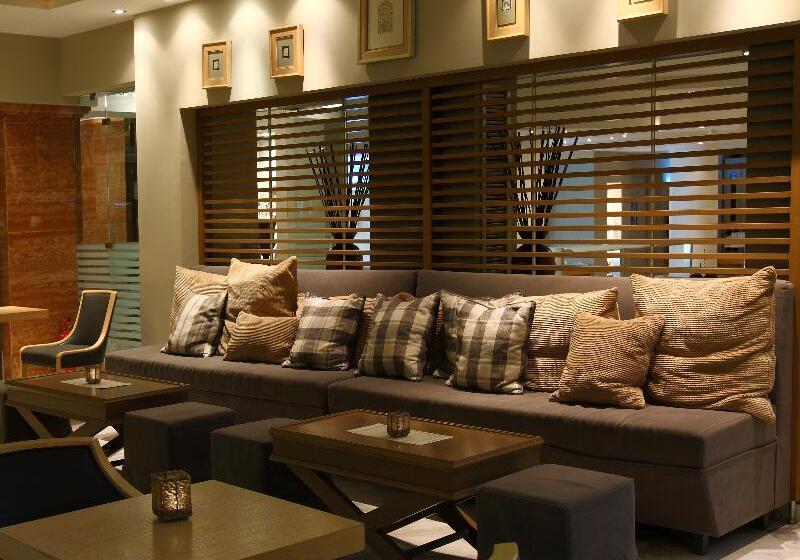 فندق Golden Star City Resort