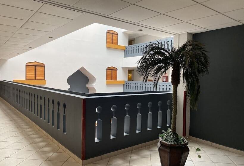 فندق Grand Royal Tampico