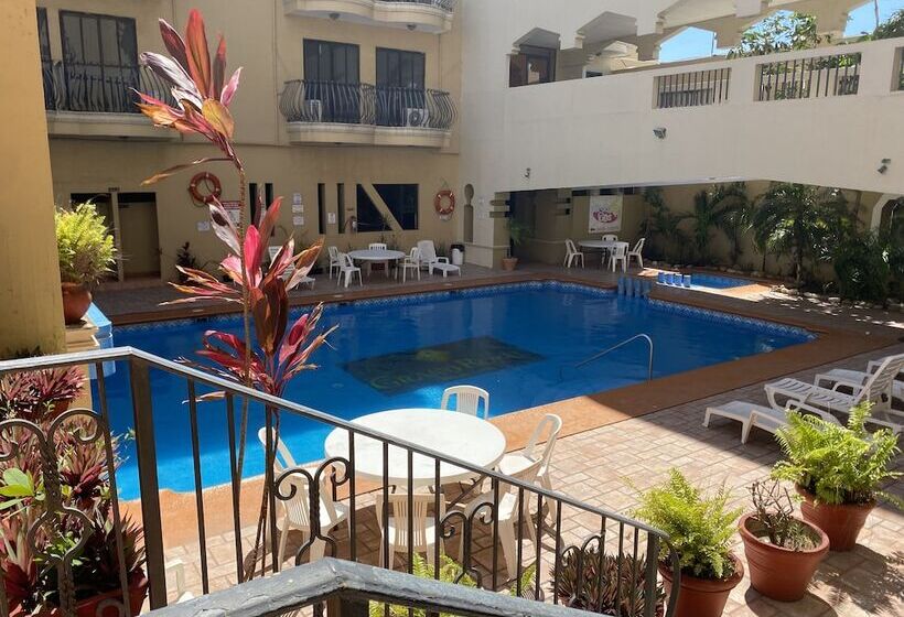 Отель Grand Royal Tampico