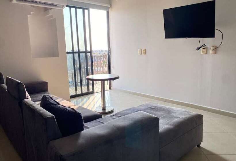 فندق Grand Royal Tampico