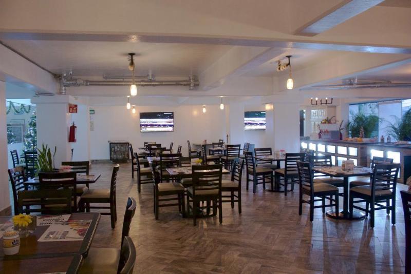 Hi Hotel Impala Queretaro