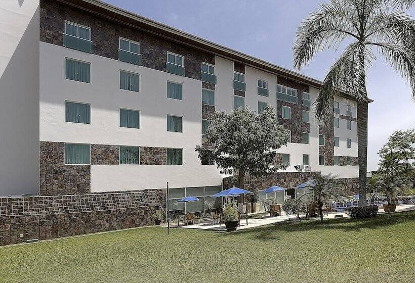 ホテル Holiday Inn Express Villahermosa, An Ihg