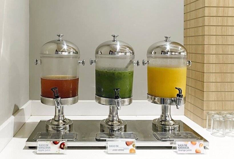 ホテル Holiday Inn Express Villahermosa, An Ihg