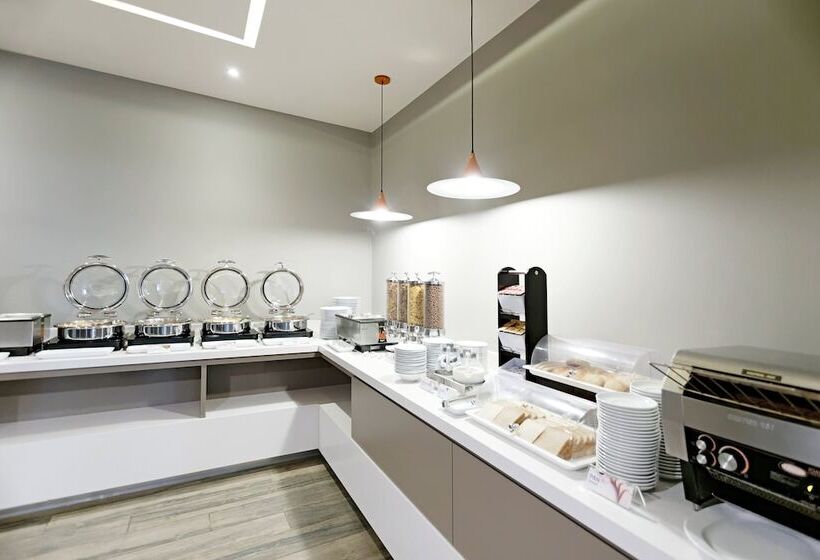 ホテル Holiday Inn Express Villahermosa, An Ihg