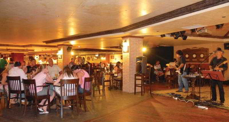 Отель Holiday Premium Resort