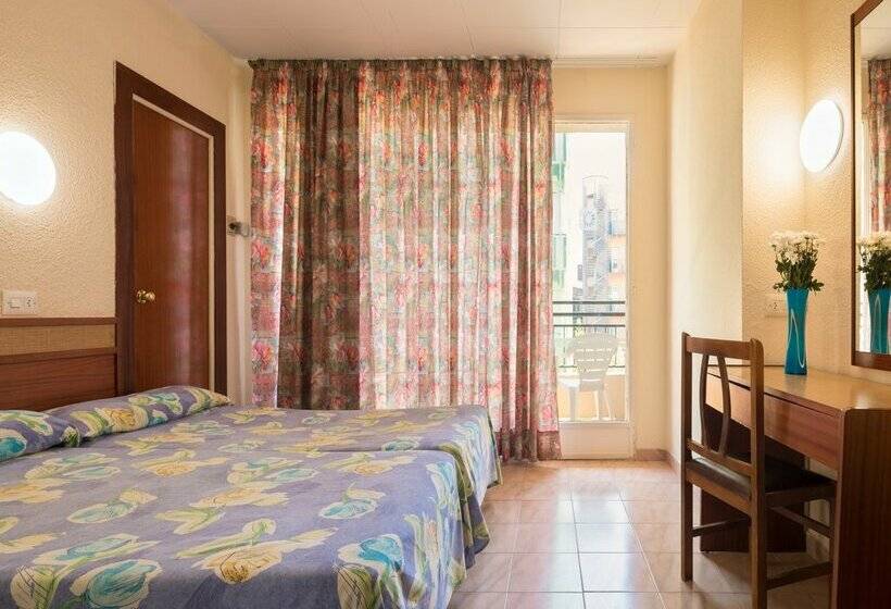 ホテル htop Alexis