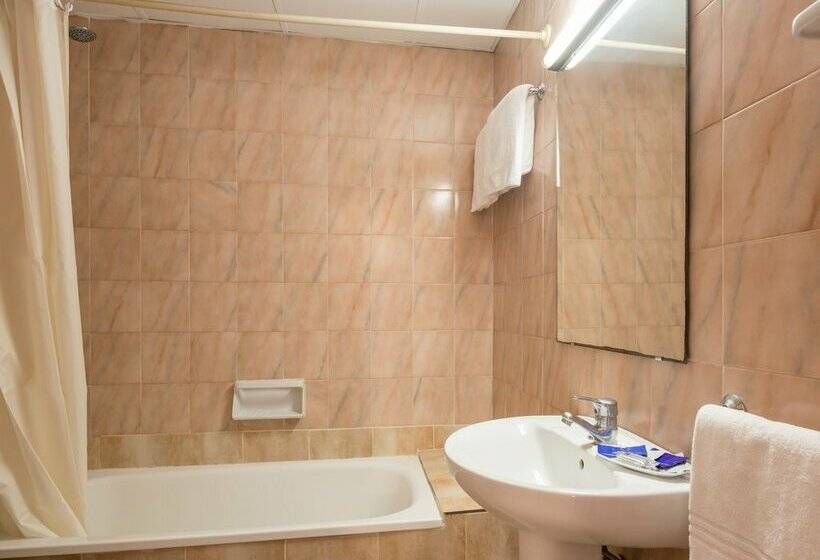 ホテル htop Alexis