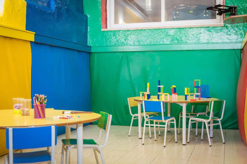 ホテル htop Alexis