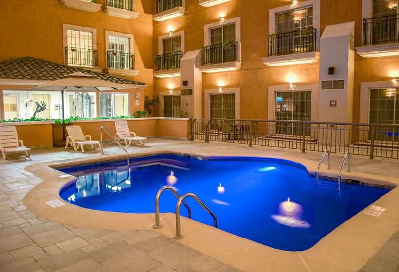 Istay Hotel Ciudad Juarez