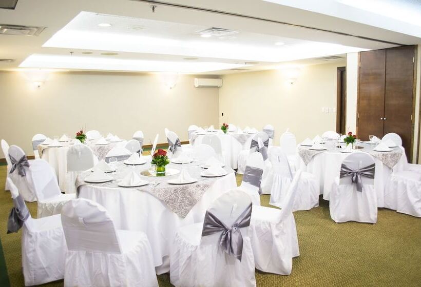 Istay Hotel Ciudad Juarez