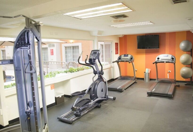 Istay Hotel Ciudad Juarez