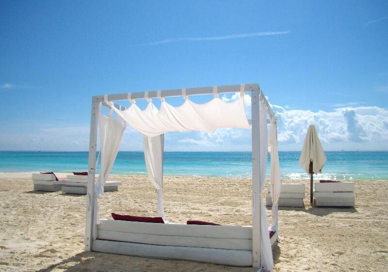 ホテル Las Golondrinas