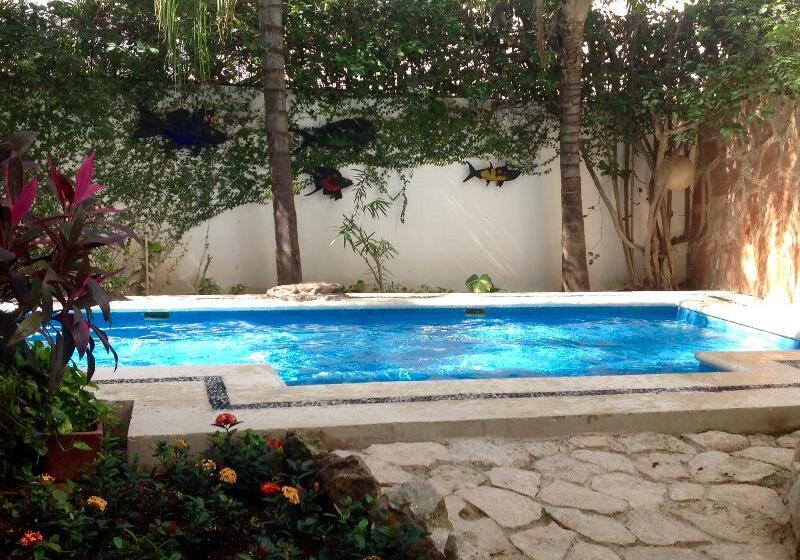 ホテル Las Golondrinas