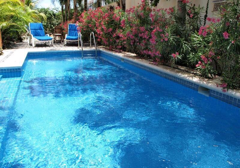 ホテル Las Golondrinas