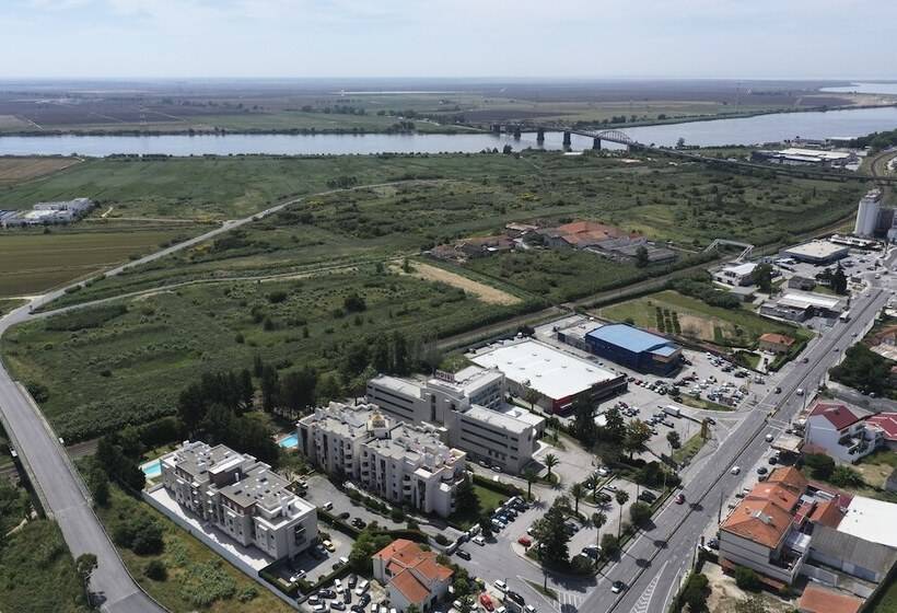 فندق Leziria Parque