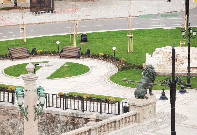 בית מלון כפרי Lion Sofia