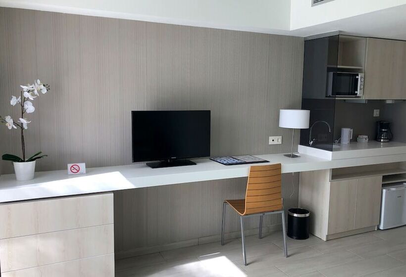 ホテル Livvo Dunagolf Suites